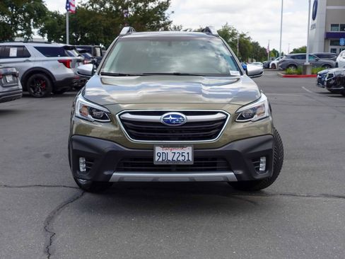 Used 2022 Subaru Outback Touring XT AWD/4WD image 2