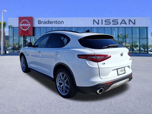 Used 2018 Alfa Romeo Stelvio Ti Sport image 7