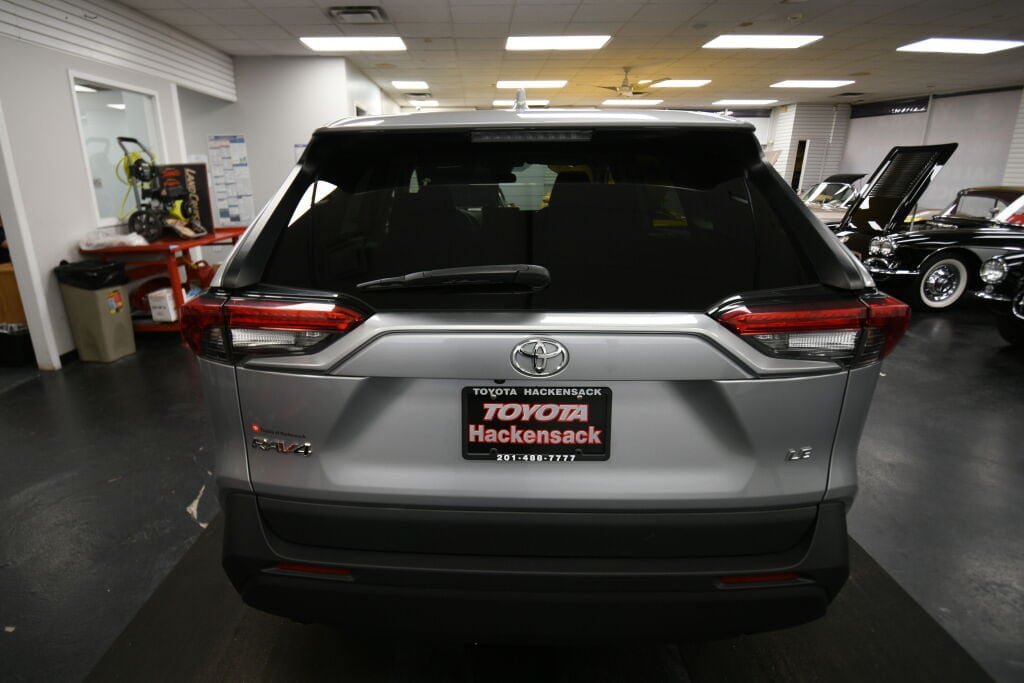 Certified 2025 Toyota RAV4 LE FWD image 7
