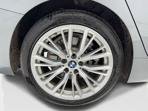 Used 2024 BMW 330i Sedan w/ Convenience Package image 39