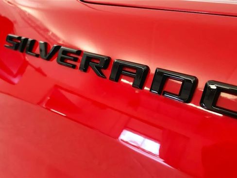 Used 2021 Chevrolet Silverado 1500 RST w/ Rally Edition AWD/4WD image 17