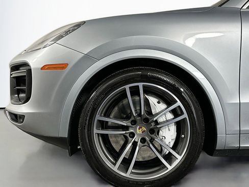 Used 2020 Porsche Cayenne Turbo AWD/4WD image 12