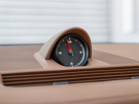 Used 2023 Porsche Panamera 4 image 58