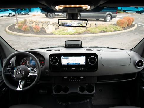 New 2026 Mercedes-Benz Sprinter 2500 image 16