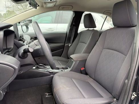 Used 2024 Toyota Corolla LE image 19
