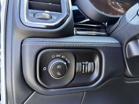 New 2026 RAM 2500 Limited AWD/4WD image 33
