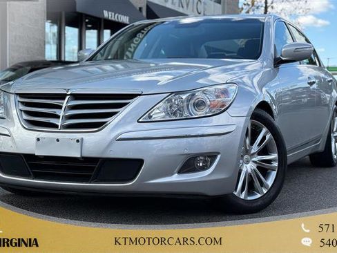 Used 2011 Hyundai Genesis 4.6 image 1