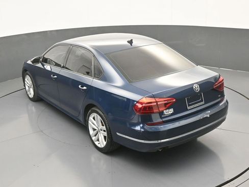 Used 2019 Volkswagen Passat 2.0T Wolfsburg image 46