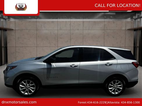 Used 2018 Chevrolet Equinox LS AWD/4WD image 2
