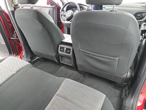 Certified 2023 Nissan Rogue SV image 11