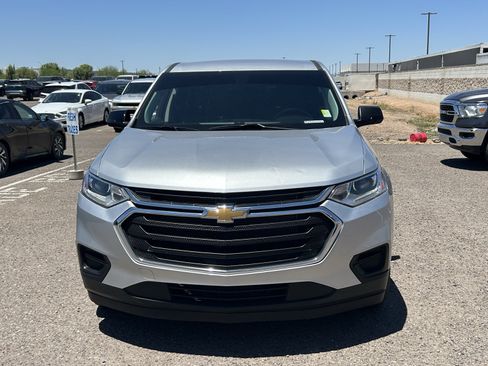 Used 2021 Chevrolet Traverse LS FWD image 7