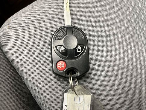 Used 2017 Ford Escape SE FWD image 22