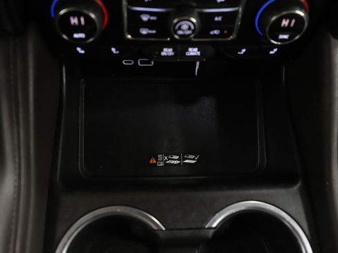 Used 2021 Chevrolet Tahoe Z71 w/ Z71 Off-Road Package image 27