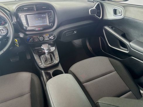 Used 2020 Kia Soul X-Line image 28