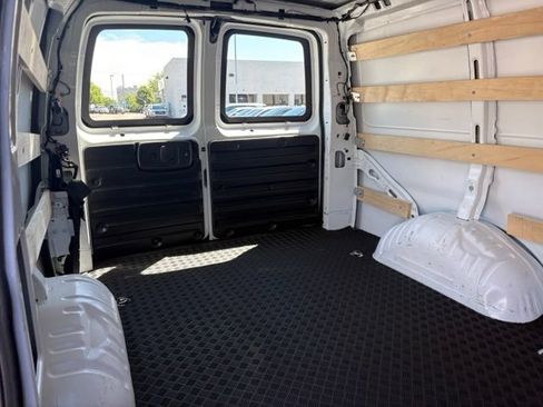 Used 2024 GMC Savana 2500 w/ Driver Convenience Package RWD image 14