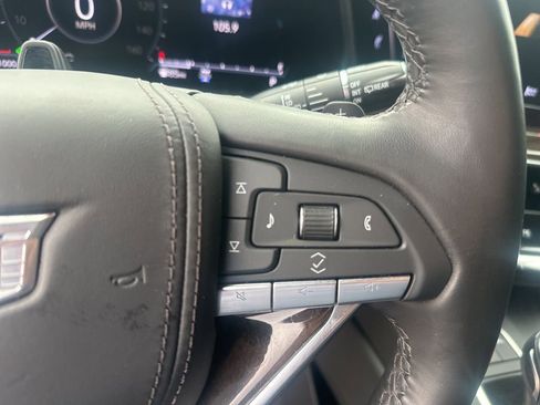 Used 2024 Cadillac Escalade Premium Luxury Platinum AWD/4WD image 21