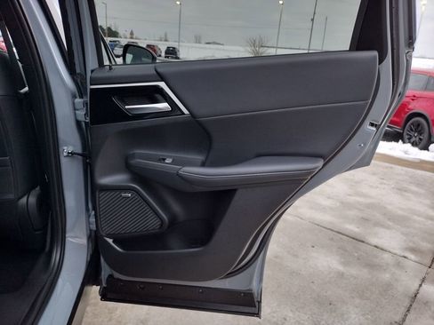 New 2026 Mitsubishi Outlander Trail Edition image 36