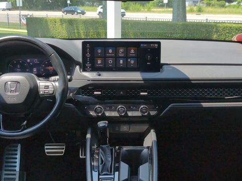 Used 2023 Honda Accord Sport image 29