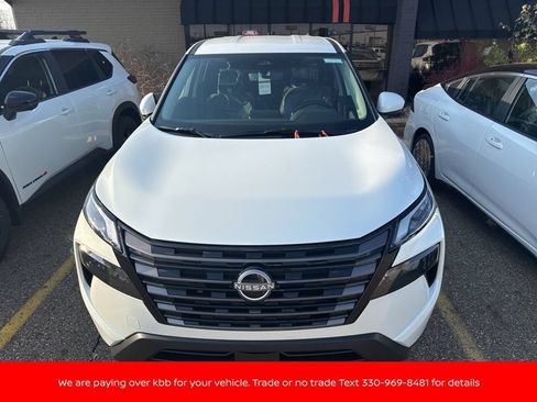 New 2026 Nissan Rogue SV w/ Cold Weather Package AWD/4WD image 7