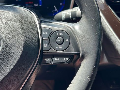 Used 2020 Toyota Corolla XLE FWD image 36