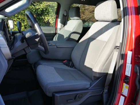 Certified 2022 Ford F150 XLT w/ Equipment Group 302A High image 35