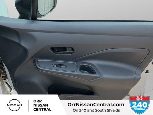 Used 2022 Nissan Versa S w/ Trunk Package FWD image 10