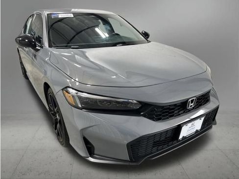 Certified 2025 Honda Civic Sport image 9