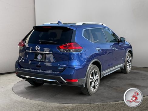 Used 2017 Nissan Rogue SL AWD/4WD image 7