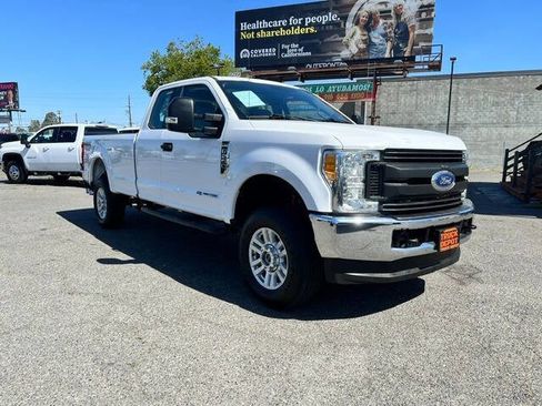 Used 2017 Ford F250 XL w/ Power Equipment Group AWD/4WD image 24
