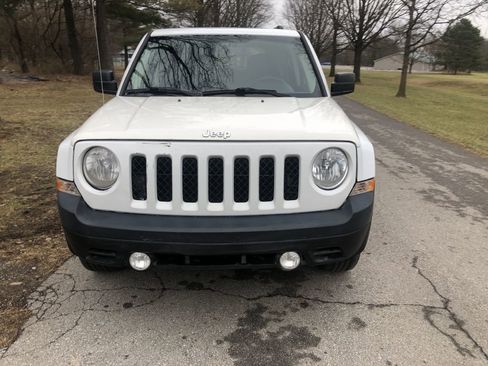 Used 2017 Jeep Patriot High Altitude image 4