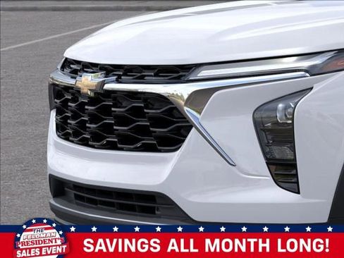 New 2026 Chevrolet Trax LT image 13