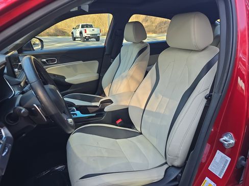 Used 2023 Acura Integra A-Spec image 17