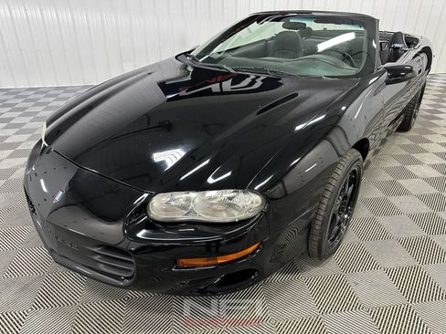 Used 2002 Chevrolet Camaro Z28 RWD image 5