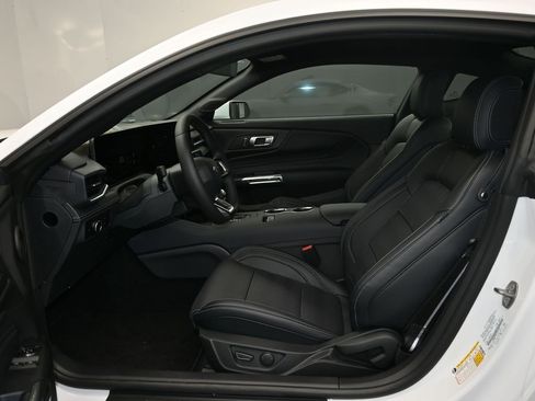 New 2025 Ford Mustang Premium image 14