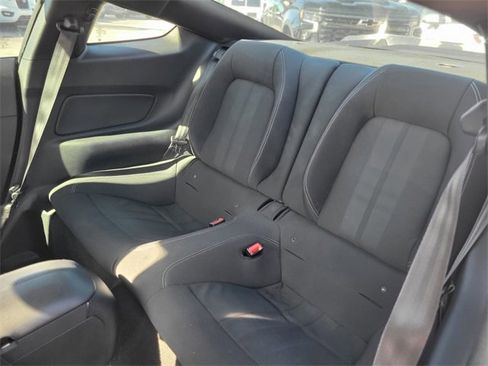 Used 2019 Ford Mustang GT w/ Equipment Group 301A image 7