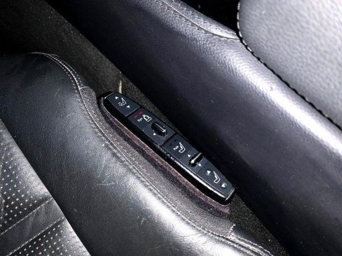 Used 2012 Mercedes-Benz CLS 63 AMG image 44