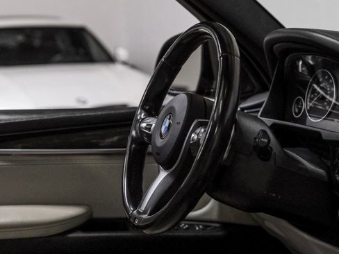 Used 2015 BMW X5 xDrive35d image 21