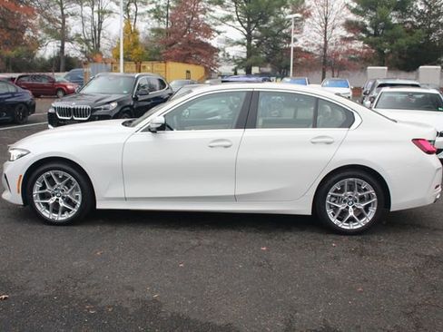Used 2025 BMW 330i xDrive Sedan w/ M Sport Package image 5