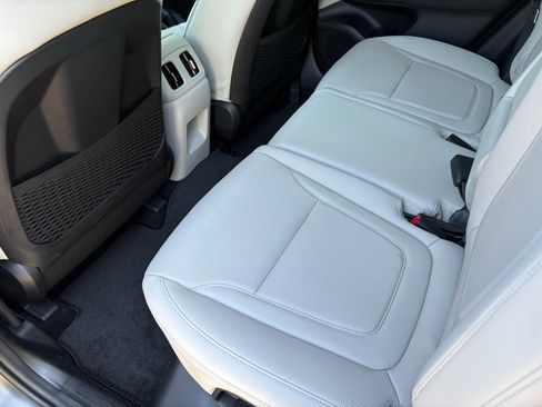 New 2026 Hyundai Tucson Limited FWD image 16