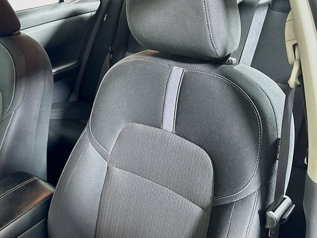 Used 2024 Nissan Sentra SV FWD image 19