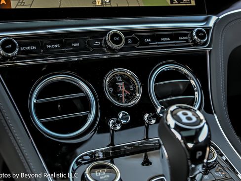 Used 2025 Bentley Continental GT image 43