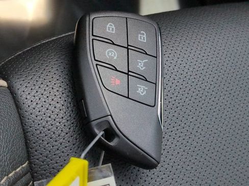Used 2022 Chevrolet Tahoe Premier RWD image 28