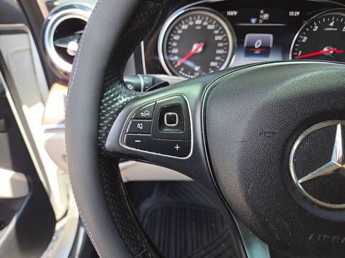 Used 2017 Mercedes-Benz E 300 image 31