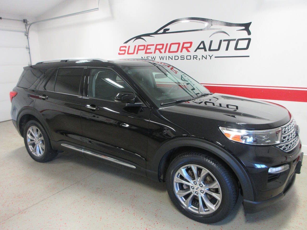 Used 2021 Ford Explorer Limited w/ Equipment Group 301A AWD/4WD image 6
