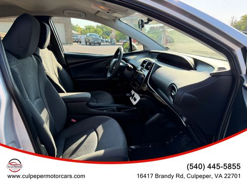 Used 2016 Toyota Prius Two FWD image 14