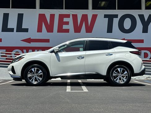 Used 2023 Nissan Murano SV FWD image 2