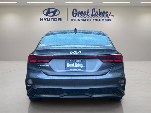 Used 2024 Kia Forte LXS image 4