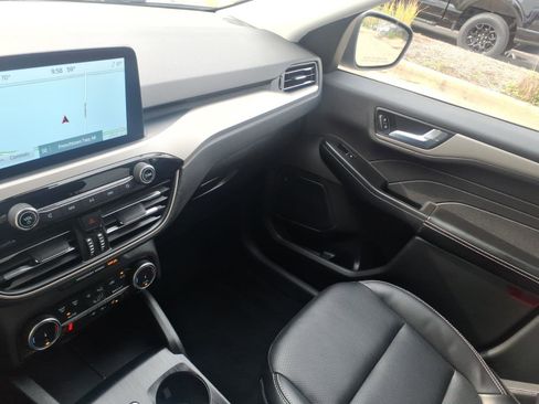Used 2022 Ford Escape SEL AWD/4WD image 21