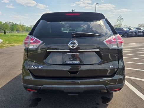 Used 2015 Nissan Rogue SL w/ SL Premium Package FWD image 11