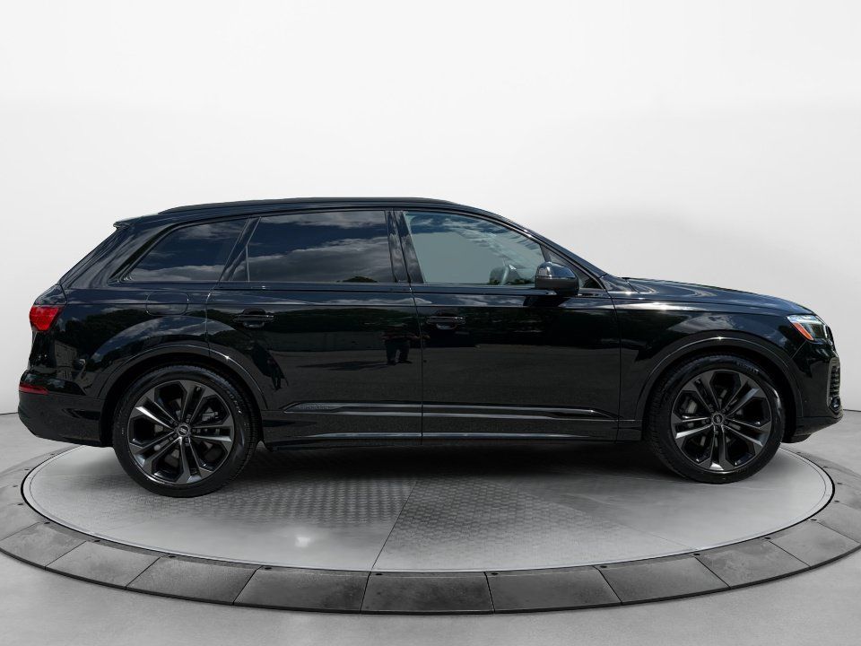 Certified 2026 Audi Q7 3.0T Premium Plus AWD/4WD image 8